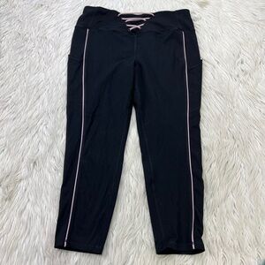 Torrid Active Women's Black Lace Up Front Cropped Athletic Leggings